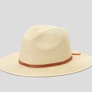 ❤️ Rusty Gisele Straw Hat S/M NWT